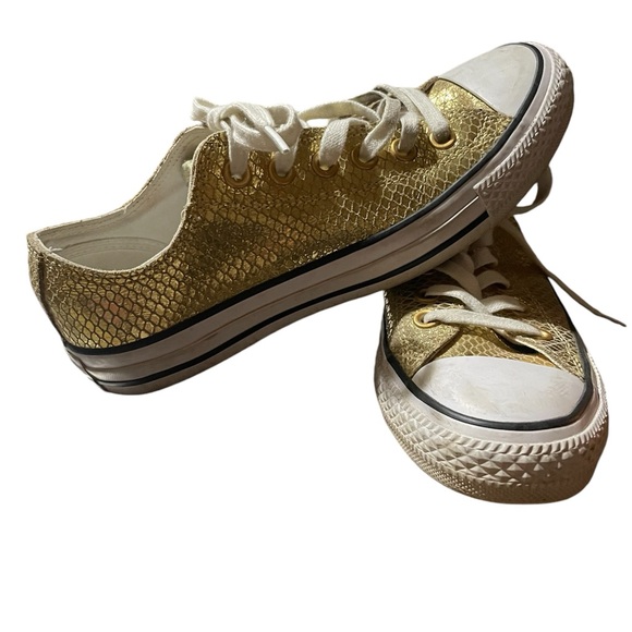 Women’s Converse All Star Chuck Taylor Gold Sneakers, Gold w/ Snakeskin, Size 7 - Picture 1 of 11